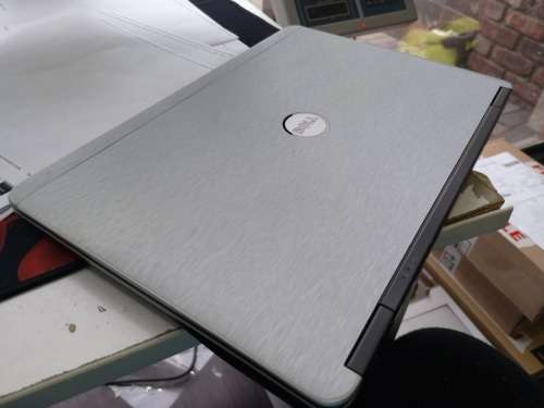 LIMITED EDITION**ULTRABOOK**DELL LATITUDE E7240*i5-4210U*6GB RAM*256GB SSD*BACKLIT KEYBOARD*